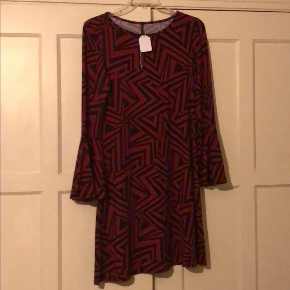 Red & black geometric print dress